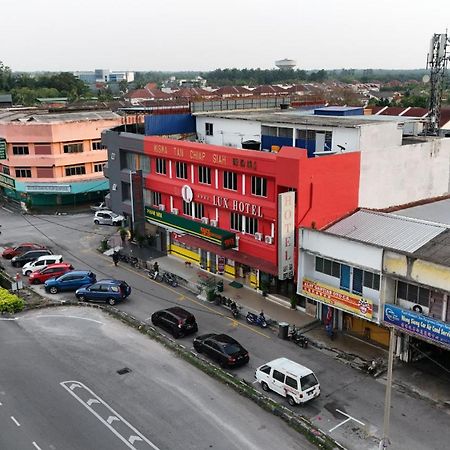 Lux Hotel Teluk Intan Dış mekan fotoğraf